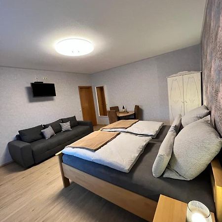 Rooms4ring Privatzimmer am Nürburgring Quiddelbach Exterior foto