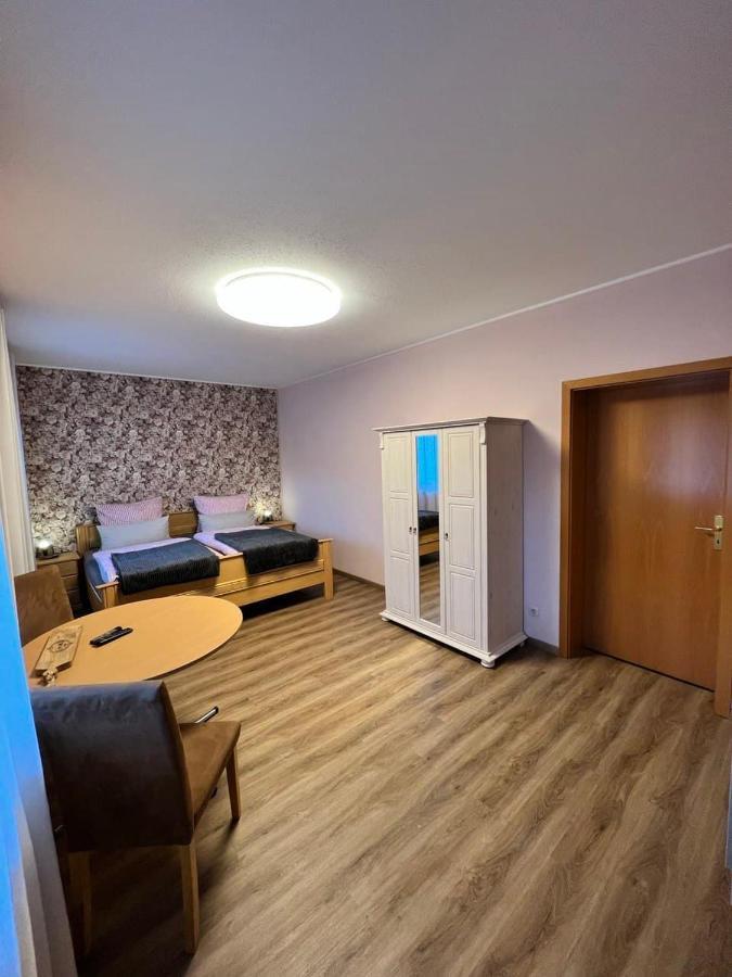 Rooms4ring Privatzimmer am Nürburgring Quiddelbach Exterior foto
